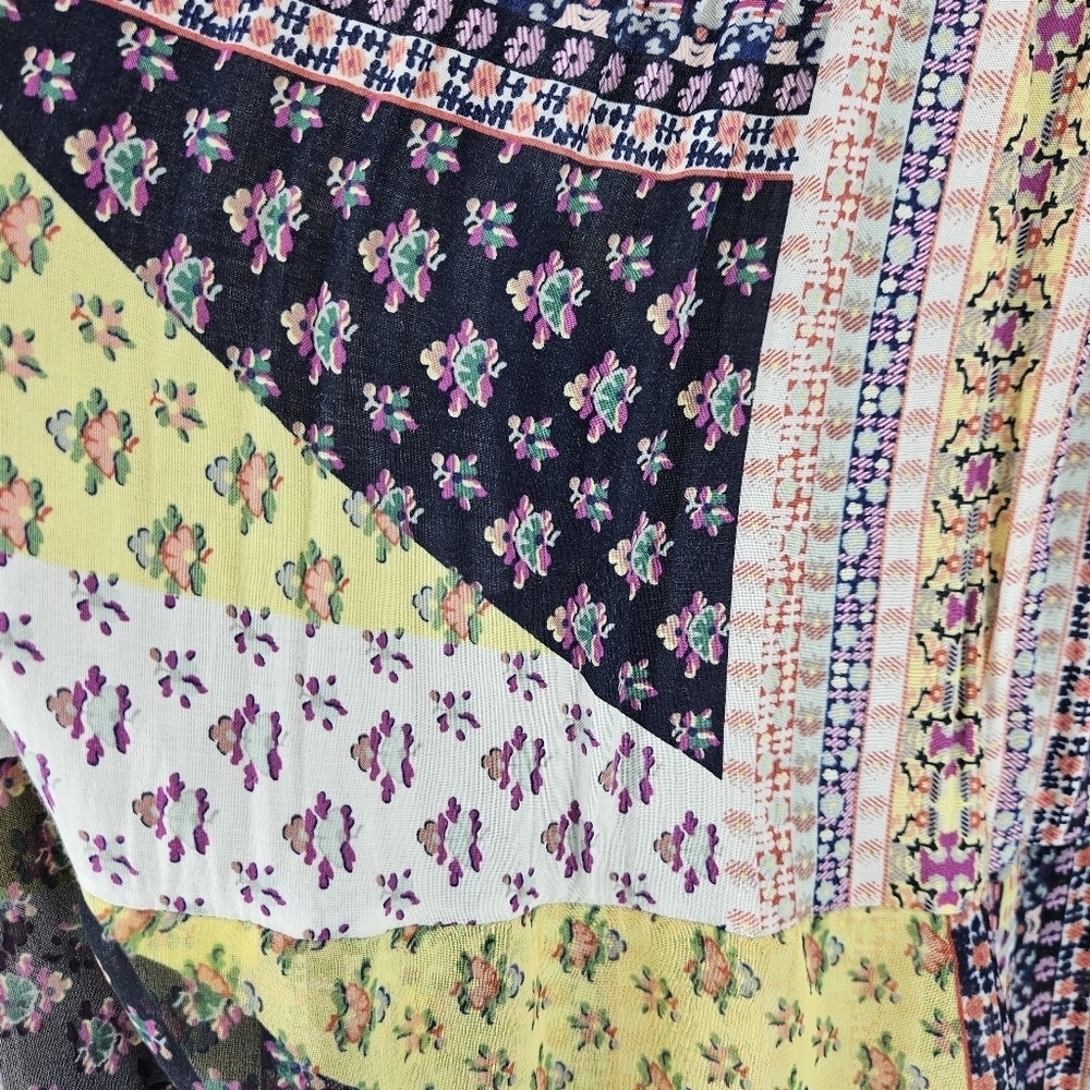 BCBGeneration Tiered Maxi Dress Floral Patchwork Sleeveless Keyhole Neck 6 - Picture 4 of 11